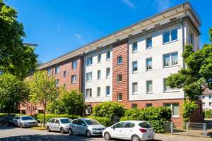 Charmante 3 Zimmer Wohnung zur Miete in Barmbek - Wentzel Dr. – Stöttrupweg 4, 22307 Barmbek-Nord, Hamburg – Vorschaubild 1