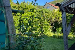 Großzügige, helle 2,5-Zimmerwohnung mit Küche, Balkon, Garten und Stellplatz – Mozartstraße 9, 55583 Bad Münster am Stein-Ebernburg – Vorschaubild 3