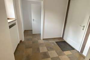 Stilvolles Einfamilienhaus mit Garten in ruhiger und zentraler Wohnlage – Die vollständige Adresse der Immobilie erhältst du vom Anbieter., 89312 Günzburg – Vorschaubild 8