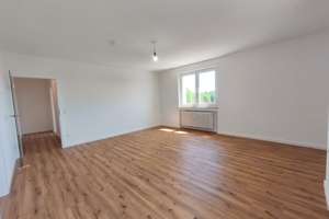 Lichtdurchflutete 2-Zi.-Wohnung (5. OG) mit Loggia & neuer EBK in Köln-Grengel - 2026 modernisiert – Akazienweg 82, 51147 Grengel, Köln – Vorschaubild 8