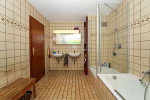 Gepflegtes Reihenmittelhaus in Kaisersbach – Die vollständige Adresse der Immobilie erhältst du vom Anbieter., 73667 Kaisersbach – Vorschaubild 9