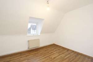 Charmante 3-Zimmer-Dachgeschosswohnung in Kassel-Harleshausen – Zum Feldlager 2, 34128 Harleshausen, Kassel – Vorschaubild 12