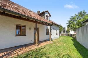 Ruhiges Wohnen in Ingolstadt: Einfamilienhaus mit Garten, Keller und Garage – Die vollständige Adresse der Immobilie erhältst du vom Anbieter., 85051 Münchener Straße, Ingolstadt – Vorschaubild 12