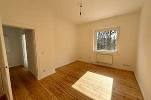 Erstbezug nach Sanierung: 2-Zimmer-Wohnung mit Balkon im beliebten Ottensen – Friedensallee 272, 22763 Ottensen, Hamburg – Vorschaubild 2
