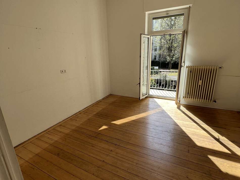 Schlafzimmer ca. 18qm mit Balk
