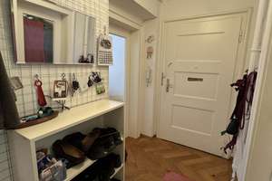 Schöne, helle Wohnung mit Balkon zum grünen Innenhof – Lautensackstraße 21, 80687 Friedenheim, München – Vorschaubild 5