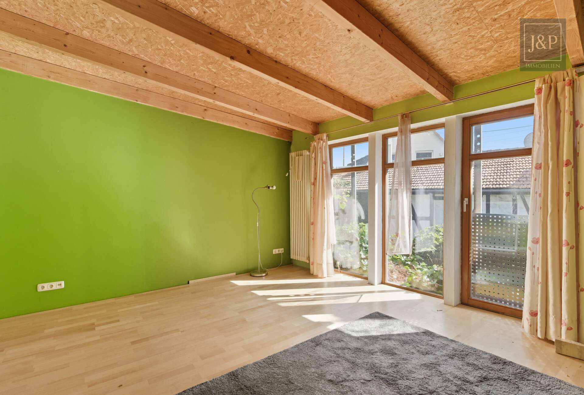 Immobilie in Bruchköbel - Zentral & vielseitig: Großes Fachwerkhaus mit Einliegerwohnung und Nebengebäuden! - Bild 23