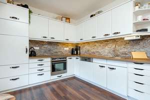 Bungalowtraum in Südbrookmerland – Ruhig. Gepflegt. Zentral – Die vollständige Adresse der Immobilie erhältst du vom Anbieter., 26624 Südbrookmerland – Vorschaubild 26