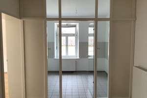 Familienfreundlich geschnittene 5-Zimmer-Altbauwohnung – Sulzerstraße 17, 86159 Antonsviertel, Augsburg – Vorschaubild 10