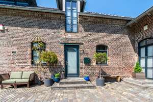 Exklusives Wohnen in historischer, denkmalgeschützter Hofanlage auf zwei Etagen. – Die vollständige Adresse der Immobilie erhältst du vom Anbieter., 50997 Rondorf, Köln – Vorschaubild 4
