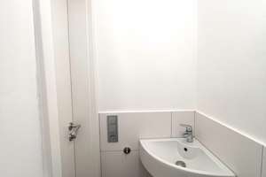 Property thumbnail 12