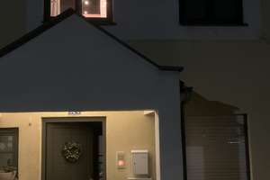 Stilvoll modernisiert: Reihenmittelhaus mit Charakter in Ingolstadt – Die vollständige Adresse der Immobilie erhältst du vom Anbieter., 85055 Nordost, Ingolstadt – Vorschaubild 2