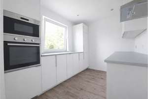 Geräumige 3-Zimmer-Wohnung mit Einbauküche und traumhaften Ausblick! – Rendsburger Platz 16, 51065 Mülheim (Ortsteil), Köln – Vorschaubild 7