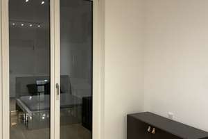 Möblierte Wohnung mit Balkon direkt an der East Side Gallery – ruhig zum Innenhof – Mühlenstraße 20, 10243 Friedrichshain, Berlin – Vorschaubild 8