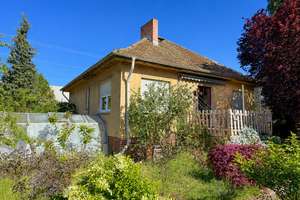 Sanierungsbedürftiges 30er-Jahre-Haus in Karow - fußläufig zur S-Bahn