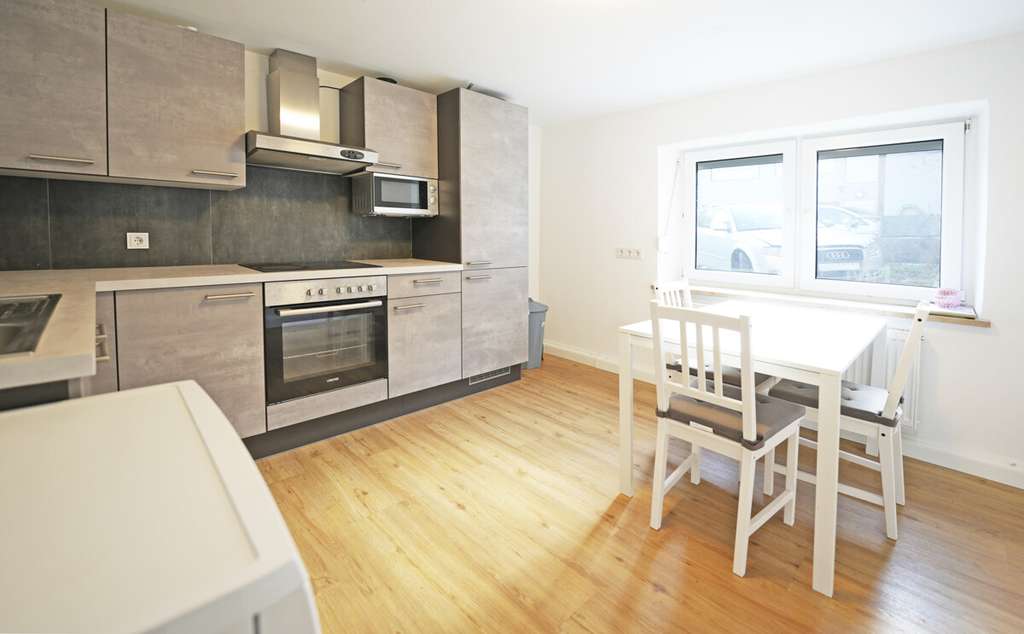 Immobilie in Niederviehbach - Flexibel nutzbares Einfamilienhaus als lukrative Monteursunterkunft in Niederviehbach - Bild 3