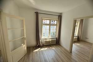 Helle 3-Zimmer-Altstadtwohnung mit Einbauküche – Dr. Julius-Leber-Str. 60-62, 23552 Innenstadt, Lübeck – Vorschaubild 3