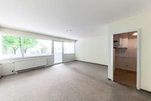 Frankfurt-Nied: Barrierearme 2-Zimmer-Erdgeschosswohnung mit Balkon und TG-Stellplatz  – 65934 Nied, Frankfurt am Main – Vorschaubild 3