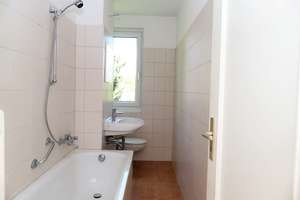 ZWEI Zimmer mit AUSBLICK – Am Karbel 8, 9116 Altendorf, Chemnitz – Vorschaubild 2