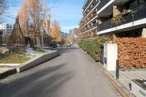 Geschmackvoll neu möblierte Wohnung mit Balkon zum Park am Gleisdreieck – Schöneberger Ufer 5c, 10785 Kreuzberg, Berlin – Vorschaubild 13