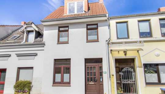 Bild von Bremen-Walle: Charmantes Reihenmittelhaus mit Innenhof und Balkon - ideal für junge Familien!