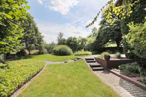 NEUER PREIS! Repräsentatives und stilvolles Architektenhaus mit idyllischem Garten, Teich und Garage – Rhein-Sieg-Kreis – Vorschaubild 18