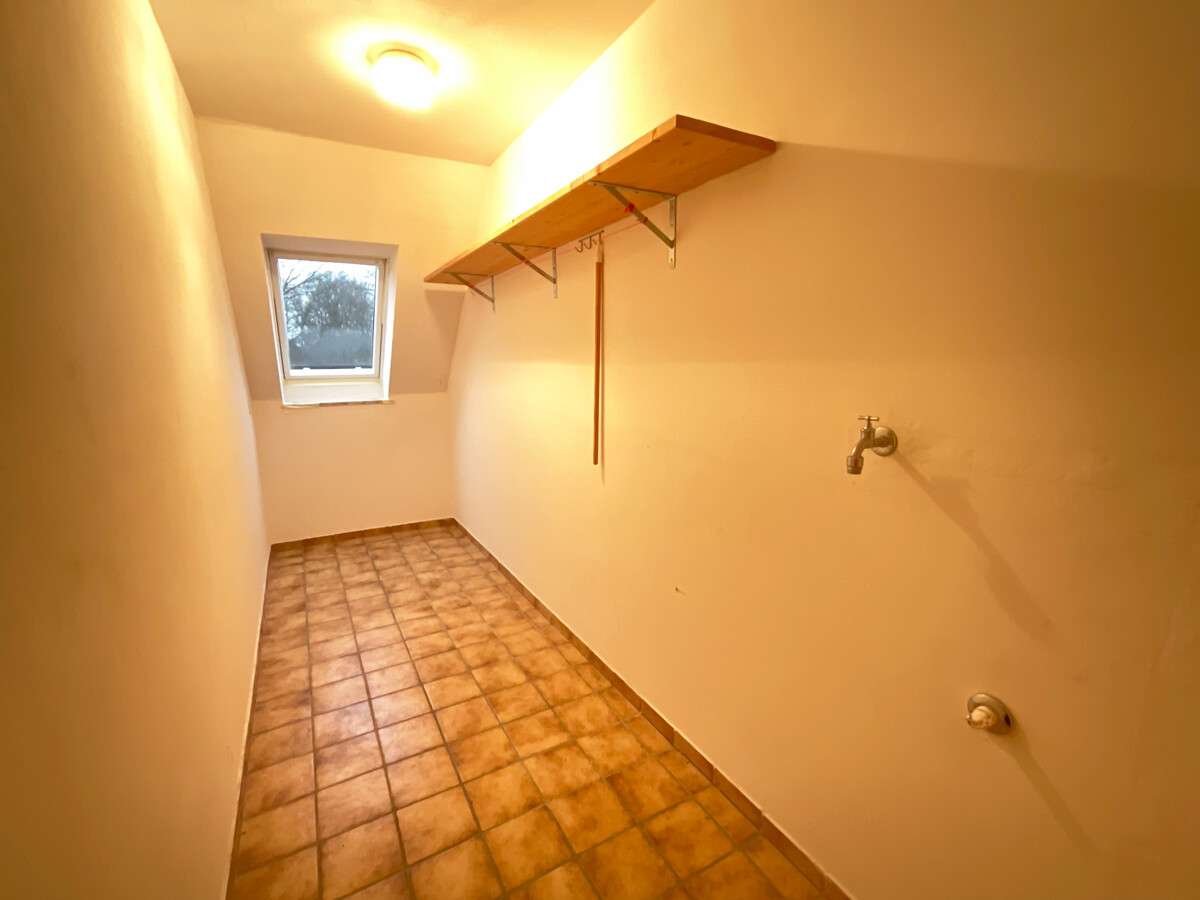 Immobilie in Niebüll - Schöne 2 Zimmer Dachgeschosswohnung – ruhig gelegen in Niebüll - Bild 8