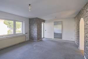Lichtdurchflutete großzügige Eigentumswohnung mit Südwestloggia und Garage in Wahnheide – Die vollständige Adresse der Immobilie erhältst du vom Anbieter., 51147 Wahnheide, Köln – Vorschaubild 4