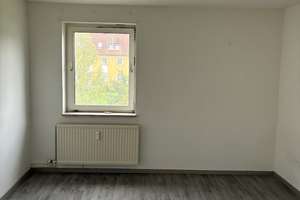 Kompakt & clever geschnitten - Frisch renovierte 2-Zimmer-Wohnung in zentraler Lage – Hasenwinkel 8, 38226 Lebenstedt, Salzgitter – Vorschaubild 2
