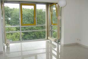 Frauen WG-Zimmer 23 qm, verfügbar ab 01.06.2026