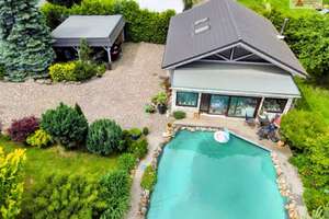 Naturparadies mit Pool & Teich: Möbliertes Blockbohlenhaus mit Wintergarten in Chemnitz-Rottluff – Die vollständige Adresse der Immobilie erhältst du vom Anbieter., 9116 Rottluff, Chemnitz – Vorschaubild 3