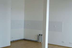 Traumhaftes Dachgeschoß, Dachterrasse, Parkett, Aufzug, Wannenbad, TG-Stellplatz uvm. – Friedrich-Wilhelm-Boelcke-Str. 4, 14473 Südliche Innenstadt, Potsdam – Vorschaubild 6