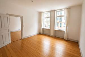Helle 3-Zi.- Altbauwohnung mit Balkon und Einbauküche - zentral in Wiesbaden – Hermannstraße 18, 65183 Westend / Bleichstraße, Wiesbaden – Vorschaubild 3