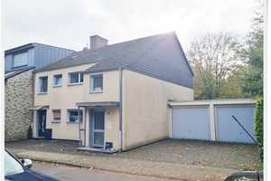 Zweifamilienhaus mit Garage u. idyllischem Garten in ruhiger Lage von Oberhausen-Klosterhardt – Oberhausen – Vorschaubild 2
