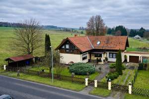 Großzügiges Einfamilienhaus in Mackenrode / Hohenstein – mit viel Licht, Charme & Blick ins Grüne – Mittelbergstr. 4, 99755 Hohenstein – Vorschaubild 1