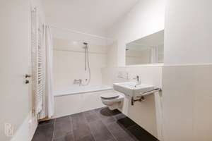Helle 3-Zimmer-Wohnung mit großzügigem Balkon in ruhigem Wohnensemble – 10179 Mitte (Ortsteil), Berlin – Vorschaubild 6
