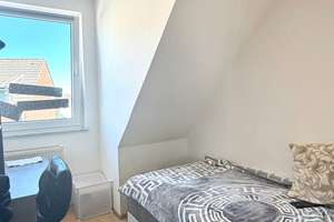 Gepflegtes 3 - Familienhaus mit tollem Sonnengarten! – Die vollständige Adresse der Immobilie erhältst du vom Anbieter., 47809 Linn, Krefeld – Vorschaubild 27