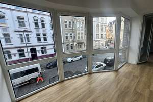 Frisch renovierte 4-Zimmer Wohnung mit Wintergarten in der Südstadt ! – Kleine Düwelstraße 15, 30171 Südstadt, Hannover – Vorschaubild 17