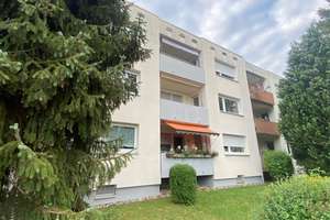 Helle 3-Zimmer-Wohnung mit Balkon