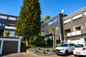 Hausgefühl statt Wohnung 108,5 m² Wohnkomfort mit Kamin 2 Balkonen & moderner Küche in Solingen-Wald – 42719 Wald, Solingen – Vorschaubild 3