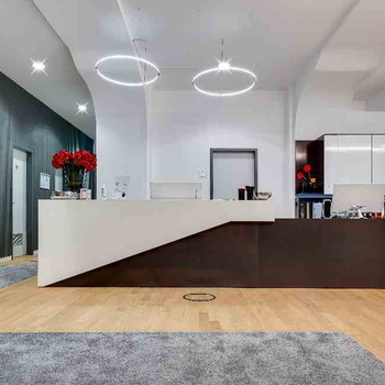 STOCK - repräsentativer Eingangsbereich | moderne Neubauelemente | gute Sichtbarkeit