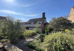 Hausansicht Hinterhaus Rückse