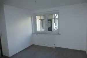 saniertes EFH in Meerane mit Balkon und kleiner Werkstatt in Zentrumsnähe – Zwickau (Kreis) – Vorschaubild 2