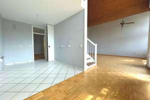 Top Lage! Maisonettewohnung mit Balkon, Schwimmbad + Tiefgarage – 45239 Fischlaken, Essen – Vorschaubild 2
