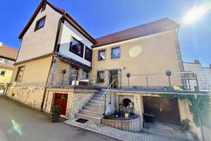 gepflegtes Wohnhaus in ruhiger Lage- perfekt für die große Familie oder als Mehrgenerationenhaus – Die vollständige Adresse der Immobilie erhältst du vom Anbieter., 98587 Oberschönau – Vorschaubild 1