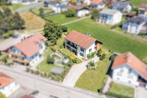 Freiraum und Vielfalt: Einfamilienhaus mit Einliegerwohnung und Garten – Die vollständige Adresse der Immobilie erhältst du vom Anbieter., 93413 Cham – Vorschaubild 9