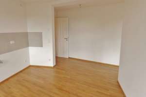 Zentrum/Ost - Tolle 4 Zi.-Whg., 3 Balkone, Parkett, FuBoHeizg., Lift -vermietet – Die vollständige Adresse der Immobilie erhältst du vom Anbieter., 4315 Neustadt-Neuschönefeld, Leipzig – Vorschaubild 9