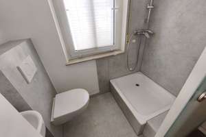 Sofort frei - - Wohnung mit Einbauküche, 2 Heizöfen als Bonus in gemütlichem Eckhaus mit Stellplatz – Wassergasse 4, 55578 Wallertheim – Vorschaubild 5