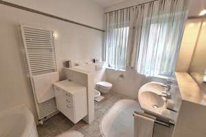 Parkähnlich wohnen in Villenlage ...
Exklusive 3 Zimmer- Wohnung mit großer Terrasse ... – Die vollständige Adresse der Immobilie erhältst du vom Anbieter., 90768 Dambach, Unterfürberg, Fürth – Vorschaubild 12