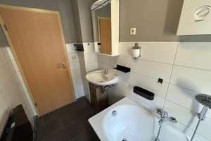 Helle 2-Zimmer-Wohnung mit Einbauküche, Balkon & optionaler Garage – Terkampstr. 6, 45884 Rotthausen, Gelsenkirchen – Vorschaubild 8
